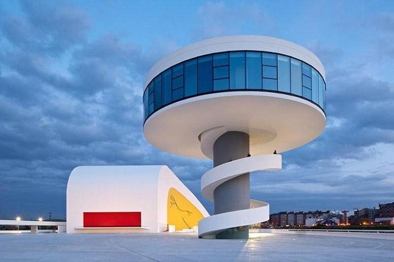 Apartamento R Y C Avilés Exteriér fotografie
