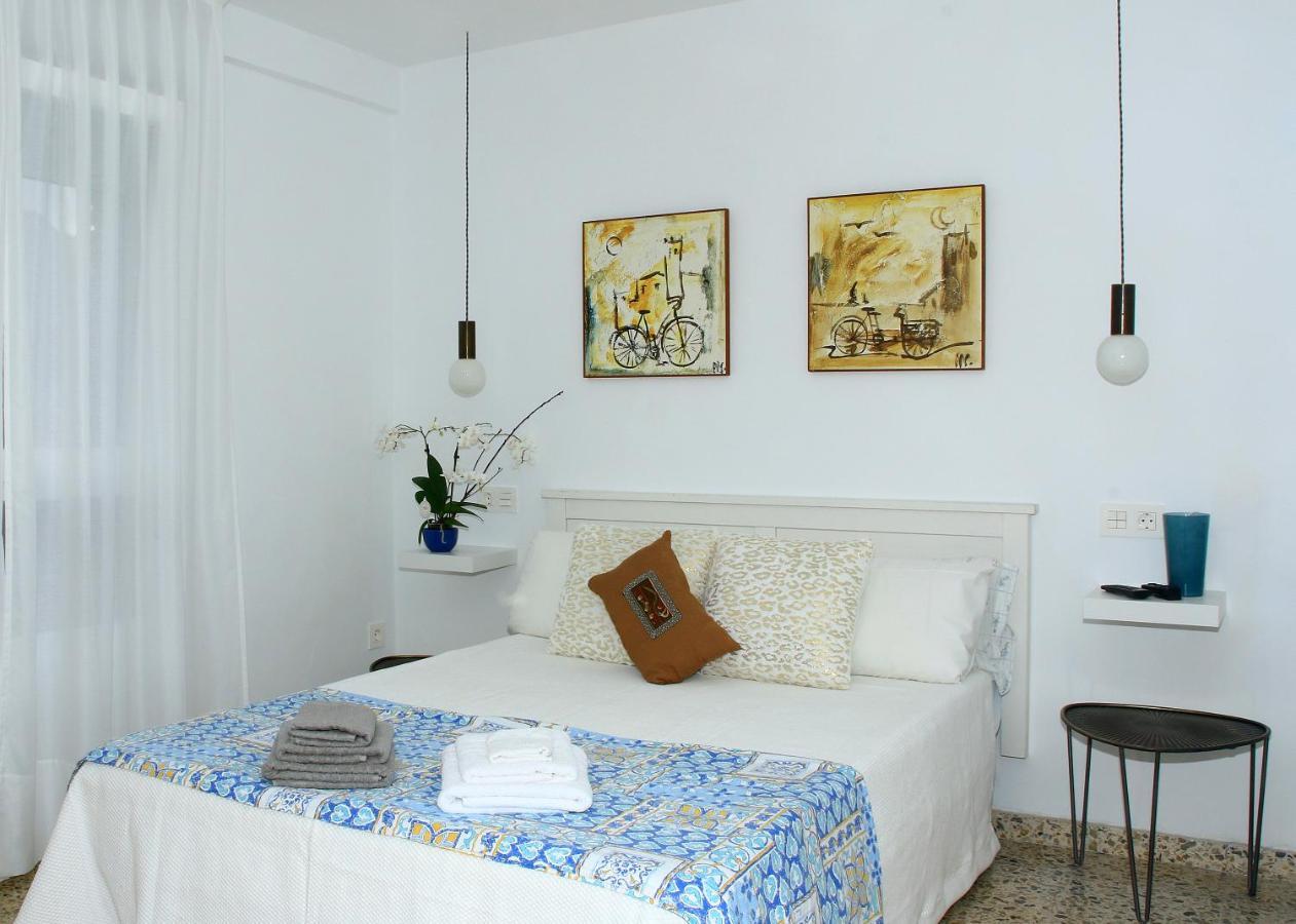 Apartamento R Y C Avilés Exteriér fotografie