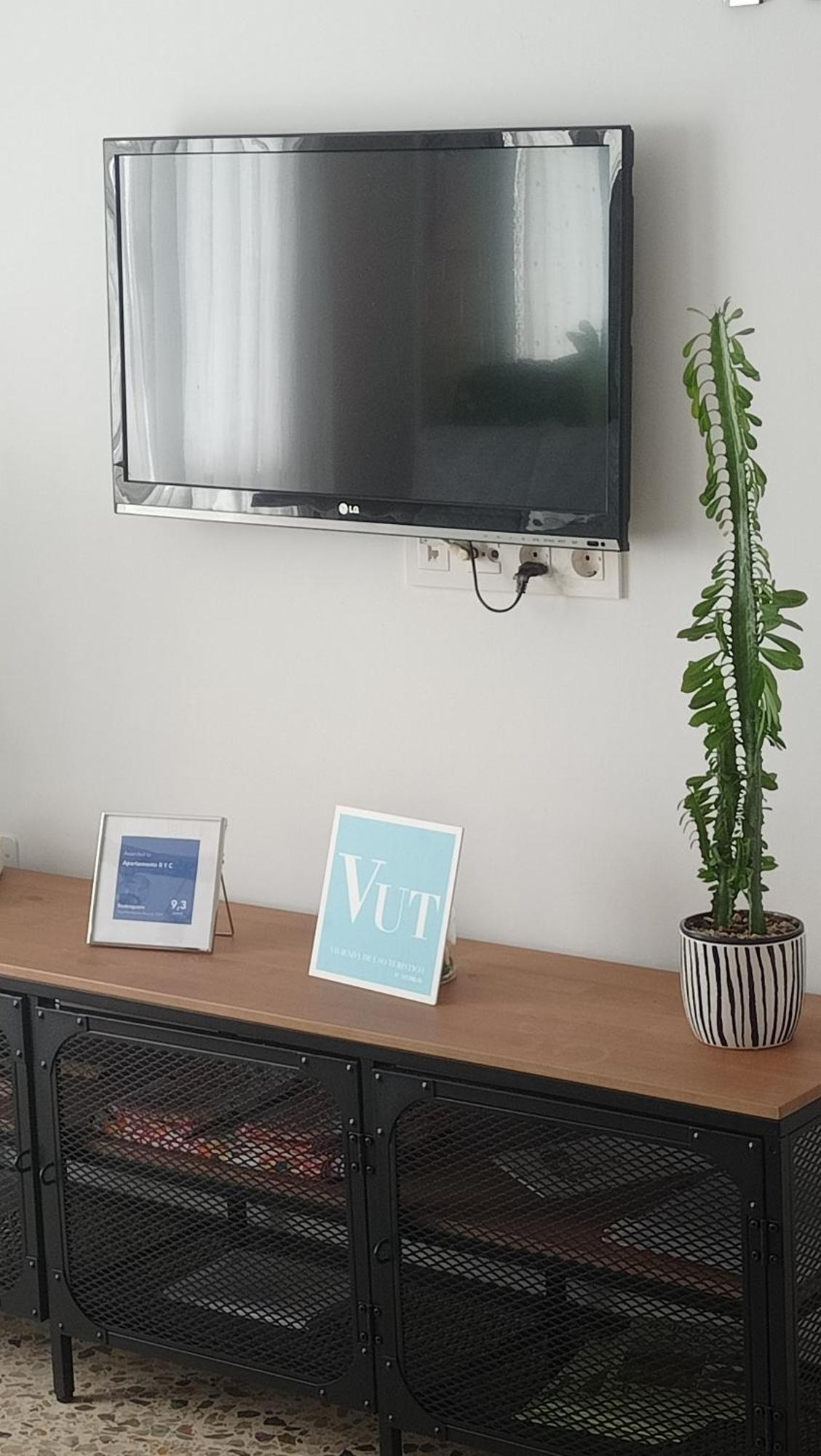 Apartamento R Y C Avilés Exteriér fotografie